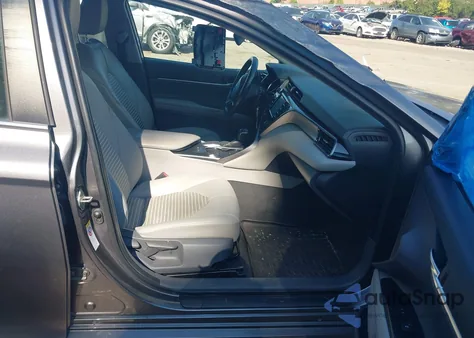 2019 Toyota Camry Se z USA, uszkodzony, nr VIN 4T1B11HKXKU706031